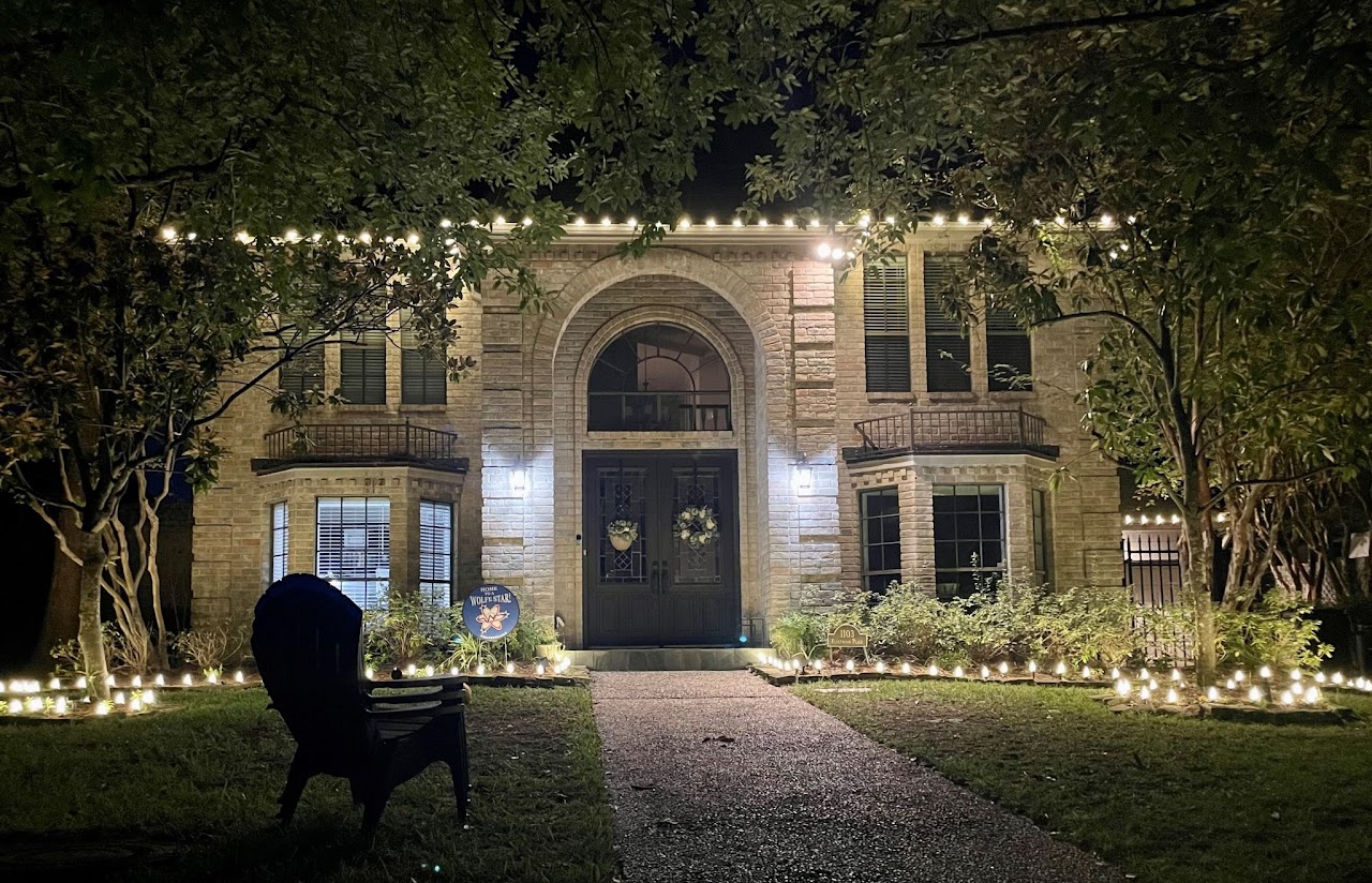 Christmas Lights Installation